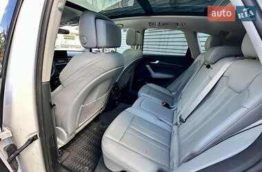 Позашляховик / Кросовер Audi Q5 2018 в 