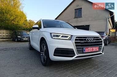 Внедорожник / Кроссовер Audi Q5 2018 в 
