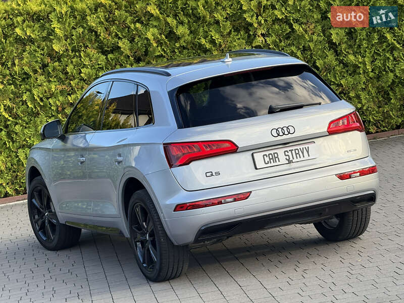 Внедорожник / Кроссовер Audi Q5 2018 в Стрые