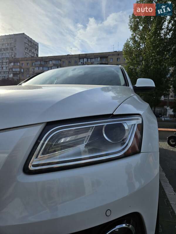 Внедорожник / Кроссовер Audi Q5 2012 в Одессе