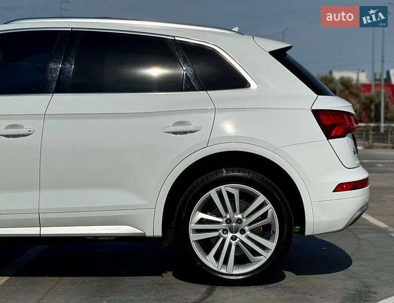 Внедорожник / Кроссовер Audi Q5 2017 в Киеве фото 18 Внедорожник / Кроссовер Audi Q5 2017 в Киеве