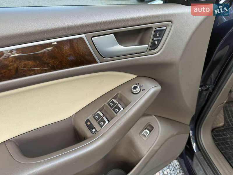 Внедорожник / Кроссовер Audi Q5 2015 в Стрые