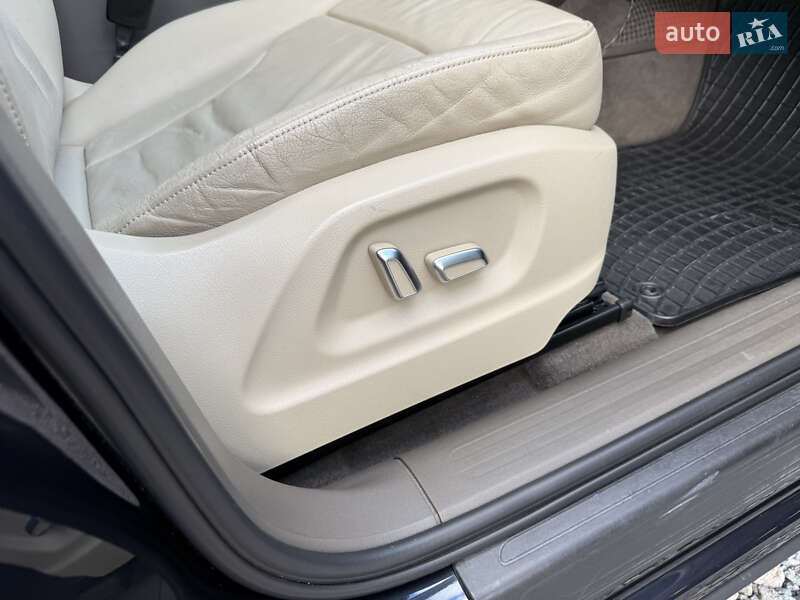 Внедорожник / Кроссовер Audi Q5 2015 в Стрые