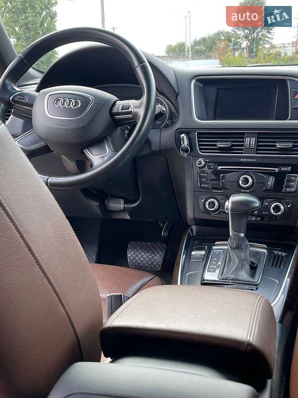 Внедорожник / Кроссовер Audi Q5 2014 в Киеве