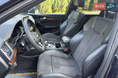 Внедорожник / Кроссовер Audi Q5 2017 в 