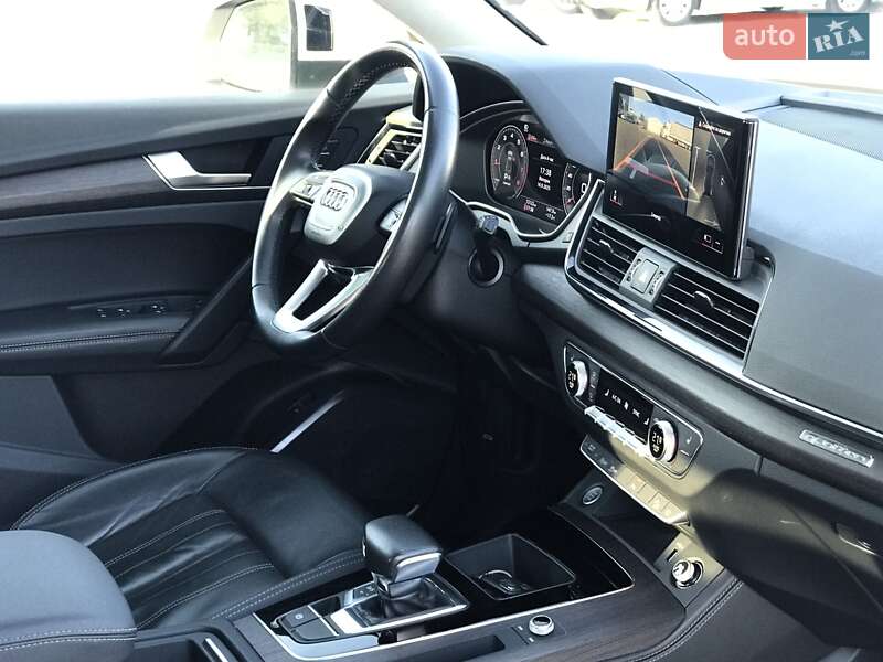 Позашляховик / Кросовер Audi Q5 2022 в Києві