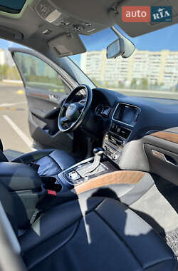 Внедорожник / Кроссовер Audi Q5 2016 в 