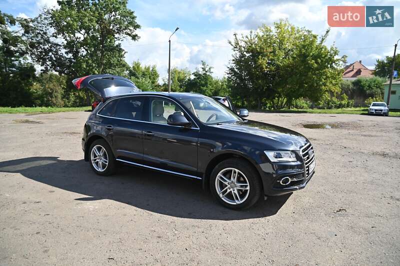 Внедорожник / Кроссовер Audi Q5 2016 в Дубно