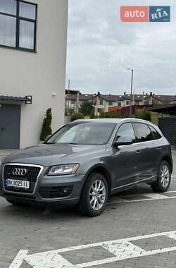 Внедорожник / Кроссовер Audi Q5 2012 в 