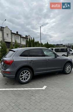 Внедорожник / Кроссовер Audi Q5 2012 в 