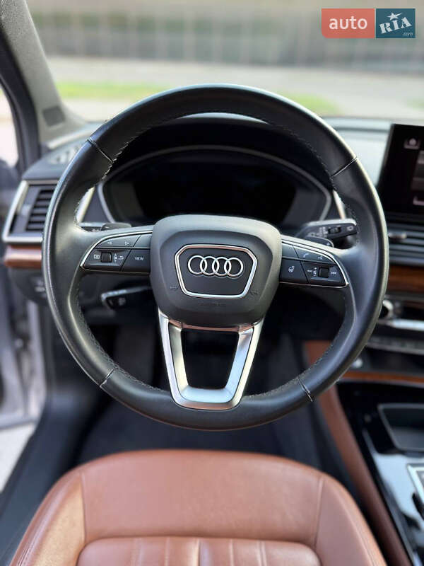 Позашляховик / Кросовер Audi Q5 2022 в Запоріжжі