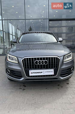 Позашляховик / Кросовер Audi Q5 2013 в 