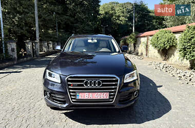 Позашляховик / Кросовер Audi Q5 2015 в 