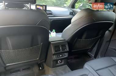 Внедорожник / Кроссовер Audi Q5 2020 в 