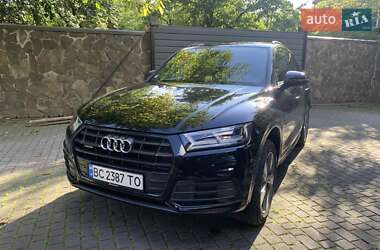 Внедорожник / Кроссовер Audi Q5 2020 в Львове