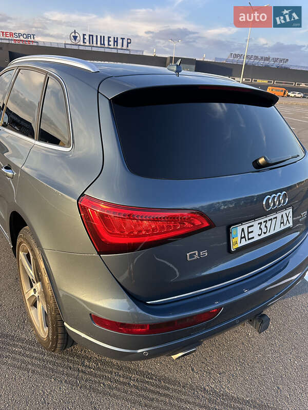Позашляховик / Кросовер Audi Q5 2015 в Дніпрі