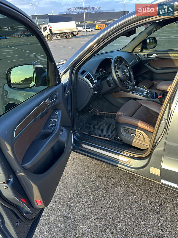 Позашляховик / Кросовер Audi Q5 2015 в Дніпрі