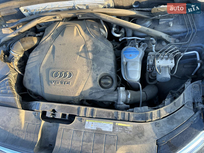 Позашляховик / Кросовер Audi Q5 2015 в Дніпрі