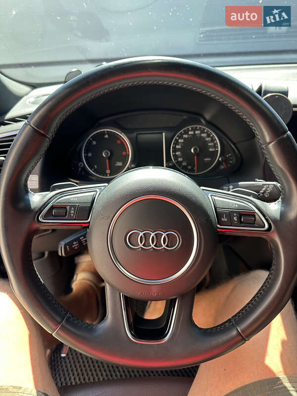 Позашляховик / Кросовер Audi Q5 2015 в Дніпрі