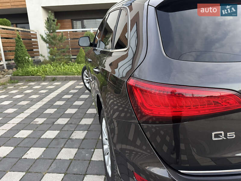 Позашляховик / Кросовер Audi Q5 2016 в Стрию