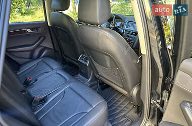 Внедорожник / Кроссовер Audi Q5 2012 в 