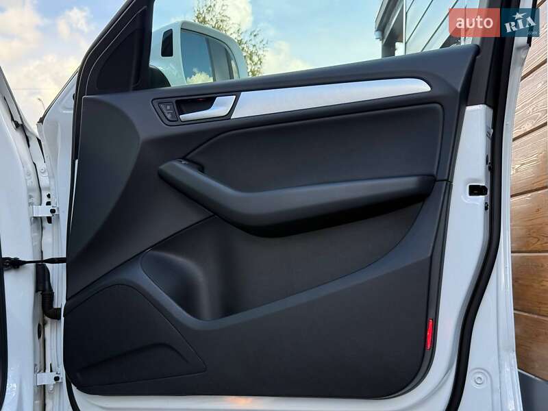 Внедорожник / Кроссовер Audi Q5 2014 в Ровно