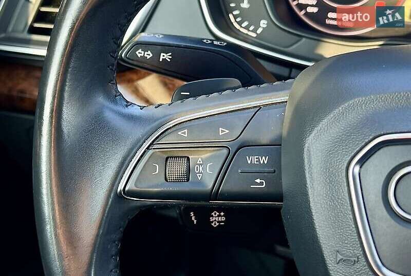 Позашляховик / Кросовер Audi Q5 2017 в Львові