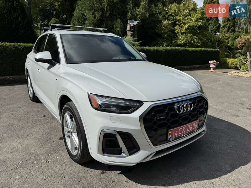 Внедорожник / Кроссовер Audi Q5 2020 в Тернополе