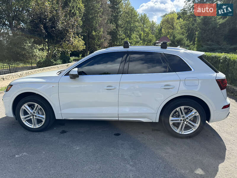 Внедорожник / Кроссовер Audi Q5 2020 в Тернополе