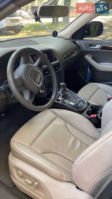 Позашляховик / Кросовер Audi Q5 2011 в Києві