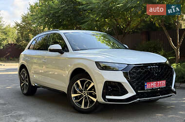 Внедорожник / Кроссовер Audi Q5 2023 в Киеве