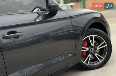 Внедорожник / Кроссовер Audi Q5 2021 в 