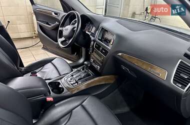Внедорожник / Кроссовер Audi Q5 2016 в 