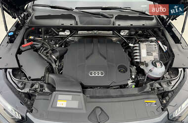 Внедорожник / Кроссовер Audi Q5 2021 в 