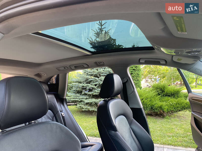 Внедорожник / Кроссовер Audi Q5 2013 в Луцке