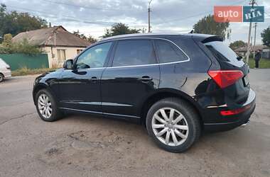 Внедорожник / Кроссовер Audi Q5 2011 в 
