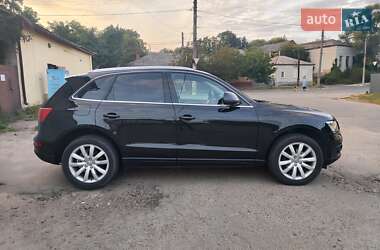 Внедорожник / Кроссовер Audi Q5 2011 в 