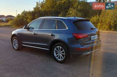 Позашляховик / Кросовер Audi Q5 2016 в 