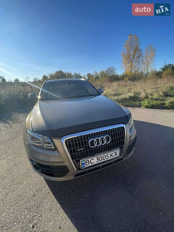 Внедорожник / Кроссовер Audi Q5 2009 в Дрогобыче