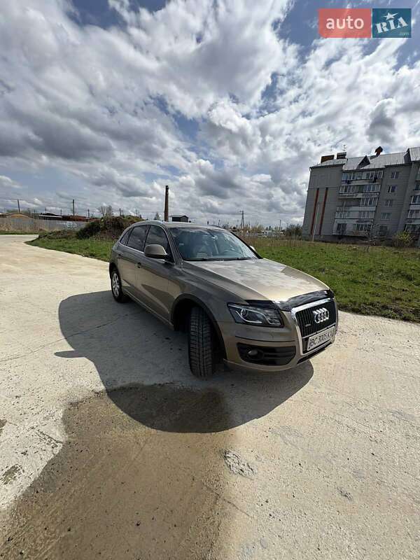 Внедорожник / Кроссовер Audi Q5 2009 в Дрогобыче