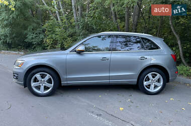 Внедорожник / Кроссовер Audi Q5 2011 в 
