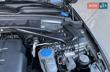 Внедорожник / Кроссовер Audi Q5 2011 в 