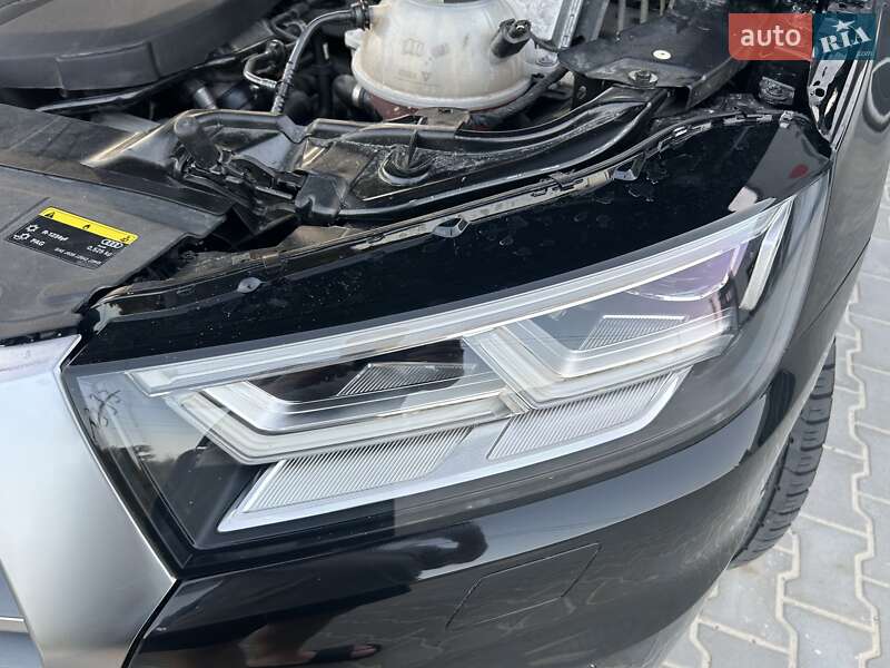 Позашляховик / Кросовер Audi Q5 2017 в Києві
