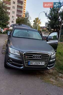 Позашляховик / Кросовер Audi Q5 2014 в 