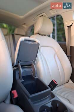Внедорожник / Кроссовер Audi Q5 2015 в 