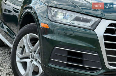 Позашляховик / Кросовер Audi Q5 2017 в 