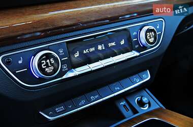 Позашляховик / Кросовер Audi Q5 2022 в 