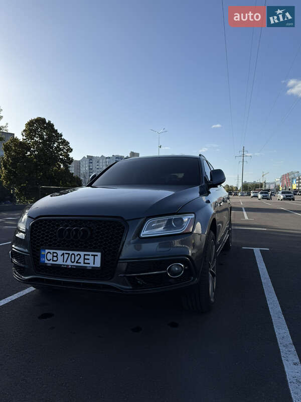 Внедорожник / Кроссовер Audi Q5 2016 в 