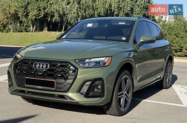 Внедорожник / Кроссовер Audi Q5 2023 в 