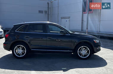 Внедорожник / Кроссовер Audi Q5 2015 в 